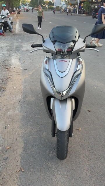 Lead khoá thông minh ký giấy biển 60 xe đẹp keng. Mua bán Xe máy tại Thành phố Thủ Đức Tp Hồ Chí Minh được đăng bởi Xe máy phi tiến hình 1