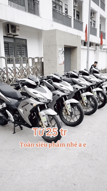 siêu phẩm v3 đk 2023 mới 99%. Mua bán Xe máy tại Quận Nam Từ Liêm Hà Nội được đăng bởi cửa hàng xe máy yến thắng  hình 1