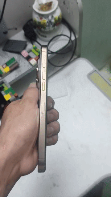 iPhone 16 Pro Max 256GB Vàng VNA. Mua bán Điện thoại tại Huyện Yên Phong Bắc Ninh được đăng bởi Anh Anh hình 1