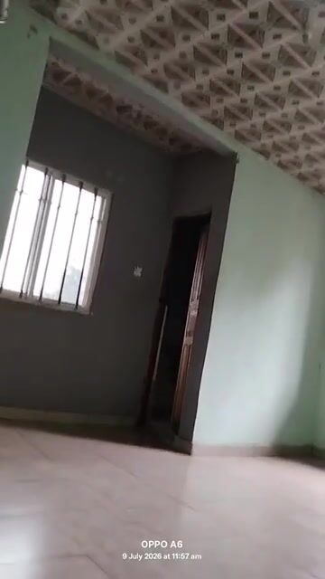 Self-contained at behind flat