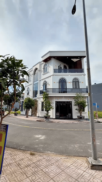 Mua bán Nhà ở Thành phố Thuận An Bình Dương diện tích 73 m² giá 5,8 tỷ