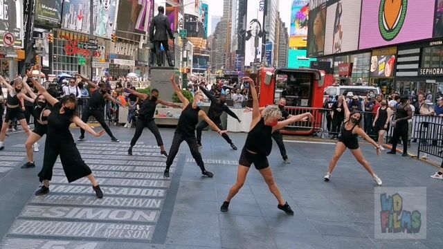 Street dance performance, clothed, no issues