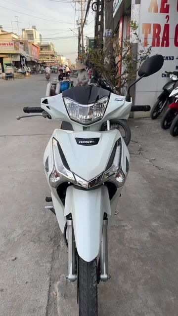 Honda Future fi 2022 Trắng đen Đã qua sử dụng. Mua bán Xe máy tại Huyện Chợ Mới An Giang được đăng bởi Cửa hàng xe Thiên Phước 2 hình 1