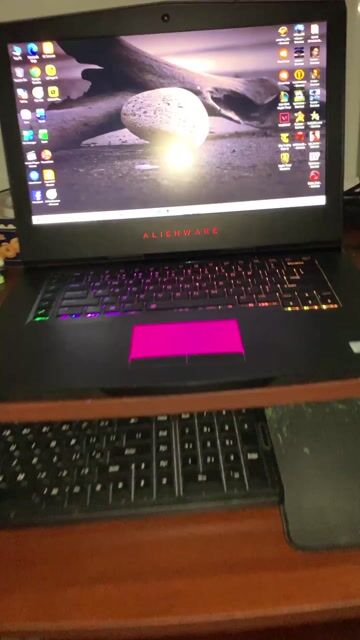 Bán Laptop Dell Alienware M15 R4. VGA rời 1070 8G. Mua bán Laptop tại Huyện Châu Thành Tây Ninh được đăng bởi ĐỒ CÔNG NGHỆ VICTORIA hình 1