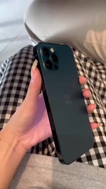 Apple iPhone 12 Pro 256GB quốc tế zin . Mua bán Điện thoại tại Quận Tây Hồ Hà Nội được đăng bởi hoa cúc hình 1