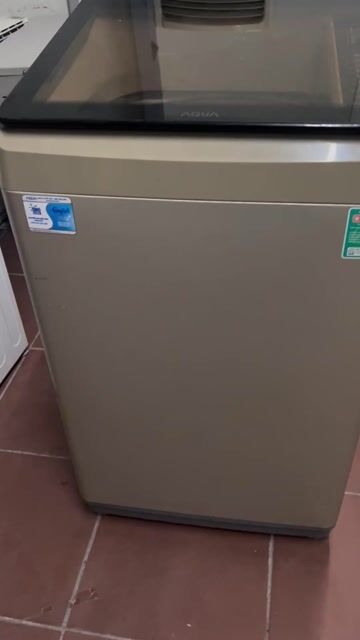 Máy giặt Sanyo Aqua 9kg Vàng đồng. Mua bán Máy giặt tại Quận Cầu Giấy Hà Nội được đăng bởi e huy 168 nguyễn xiển hình 1