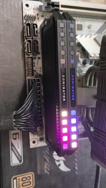 RAM Corsair Dominator 16GB 3000MHz4. Mua bán Linh kiện (RAM, Card...) tại Quận 3 Tp Hồ Chí Minh được đăng bởi Tran Phat hình 1
