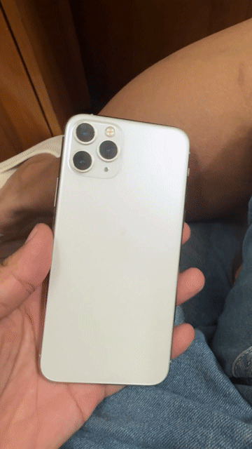 iPhone 11 Pro 64GB Bạc đẹp zin liệt một số vị trí. Mua bán Điện thoại tại Quận 3 Tp Hồ Chí Minh được đăng bởi Vũ Rạch Bùng Binh  hình 1