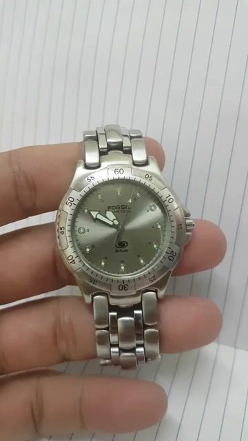Đồng hồ Fossil Blue máy Nhật.