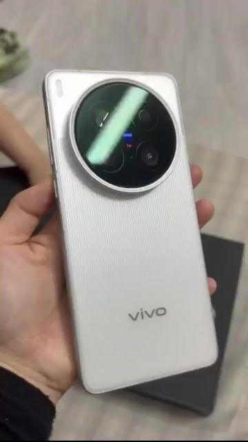 Vivo X200 Ultra 16GB/512GB Bạc. Mua bán Điện thoại tại Quận Hải Châu Đà Nẵng được đăng bởi phuc nguyen hình 1