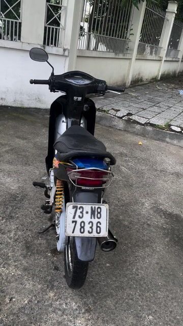 Honda Wave RS Xanh Đen Bạc. Mua bán Xe máy tại Quận Liên Chiểu Đà Nẵng được đăng bởi Lê Sang hình 1