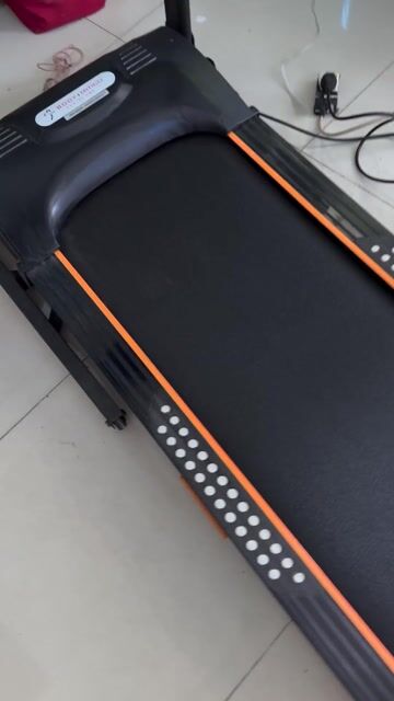 Máy chạy bộ BODYMITGO MT-1439 Đen Còn mới. Mua bán Đồ thể thao, Dã ngoại tại Quận 4 Tp Hồ Chí Minh được đăng bởi Chú Dũng hình 1