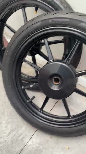 BÁN GẤP CẶP MÂM 8C X1R LUÔN VỎ ROSSO MỚI KENG. Mua bán Phụ tùng xe tại Quận Tân Bình Tp Hồ Chí Minh được đăng bởi Nguyễn Đoàn Minh Khang hình 1