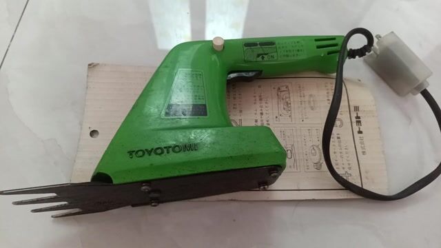Máy cắt cỏ TOYOTOMI cũ nhật bãi 100V. Mua bán Đồ chuyên dụng, Giống nuôi trồng tại Quận Bình Tân Tp Hồ Chí Minh được đăng bởi Nhat Tan hình 1