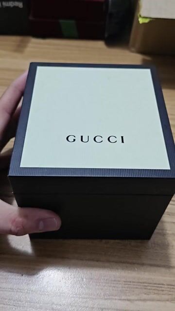 Đồng hồ Gucci 2700L Nữ Mạ vàng. Mua bán Đồng hồ tại Thị xã Bến Cát Bình Dương được đăng bởi Mun Trần hình 1
