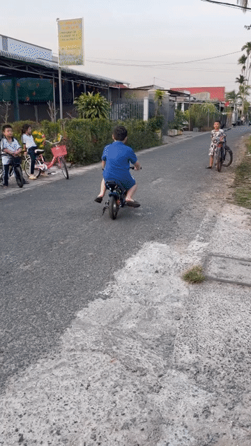 con lớn càn bán lại. Mua bán Xe máy tại Quận Cái Răng Cần Thơ được đăng bởi Nguyễn Đình Thiện hình 1