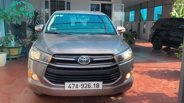 Toyota Innova 2017 2.0E - 100000 km. Mua bán Ô tô tại Thành phố Buôn Ma Thuột Đắk Lắk được đăng bởi Trọng Anh hình 1