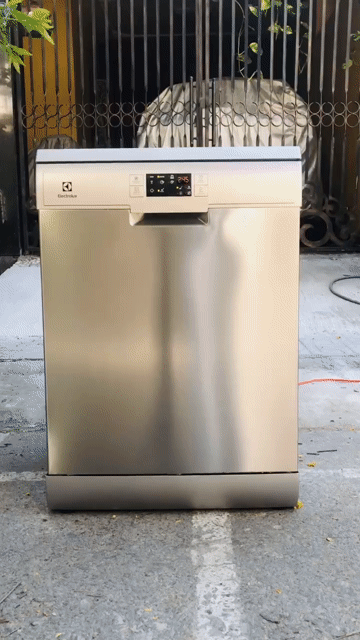 Máy rửa chén Electrolux ESF5512LOX. Mua bán Bếp, lò, đồ điện nhà bếp tại Thành phố Thủ Đức Tp Hồ Chí Minh được đăng bởi nguyen thi an hình 1