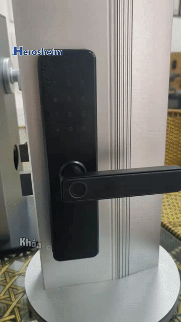 Khóa cửa thông minh Herosheim Z14 Pro Đen. Mua bán Nội thất, đồ gia dụng khác tại Huyện Văn Giang Hưng Yên được đăng bởi Herosheim Vietnam hình 1