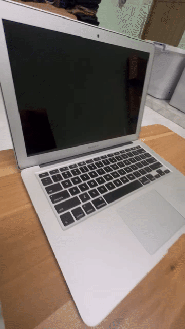 Apple MacBook Air 2017 i5 8GB/128GB. Mua bán Laptop tại Quận Gò Vấp Tp Hồ Chí Minh được đăng bởi Bao Le hình 1