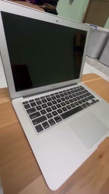 Apple MacBook Air 2017 i5 8GB/128GB. Mua bán Laptop tại Quận Gò Vấp Tp Hồ Chí Minh được đăng bởi Bao Le hình 1