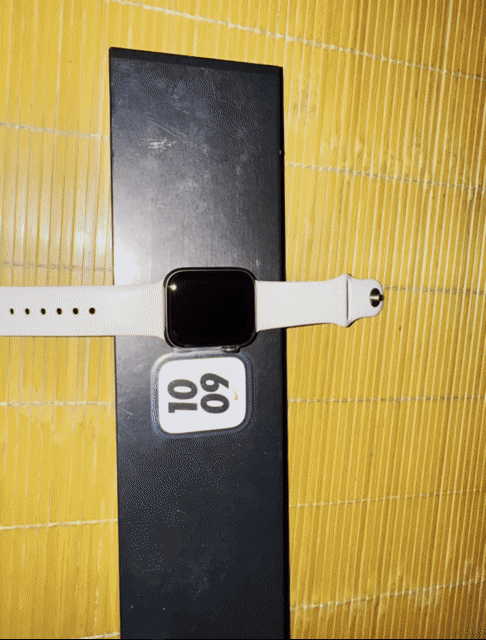 Apple Watch Series 6 40mm Thép Đen. Mua bán Thiết bị đeo thông minh tại Thị xã Sơn Tây Hà Nội được đăng bởi Quách Tiến mậu hình 1