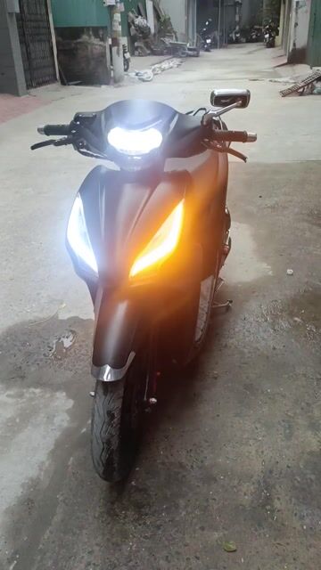 Honda Vision 2020 Đen sần. Mua bán Xe máy tại Quận Hoàng Mai Hà Nội được đăng bởi Trịnh Hoa hình 1