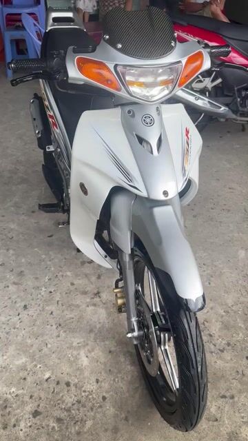 cần bán chiếc Yaz full mới 95%. Mua bán Xe máy tại Huyện Bến Lức Long An được đăng bởi Nguyễn Minh Tuấn hình 1