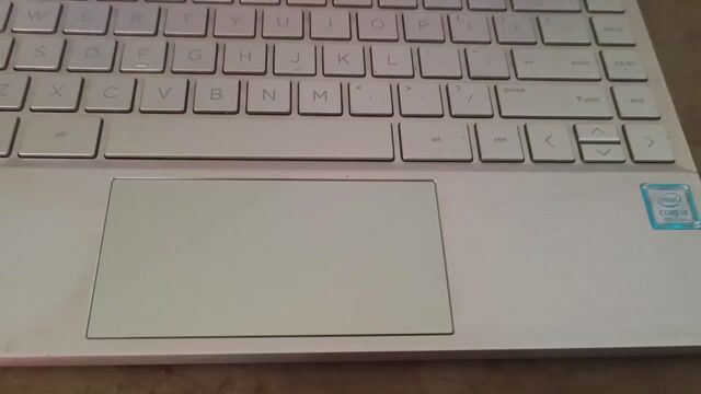 HP Envy 13 Vàng Windows 11. Mua bán Laptop tại Quận 11 Tp Hồ Chí Minh được đăng bởi HOAI HAN hình 1