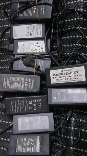 Cục sạc/Adaptor 12V Đen Còn tốt. Mua bán Phụ kiện (Màn hình, Chuột...) tại Quận 3 Tp Hồ Chí Minh được đăng bởi Sơn hình 1
