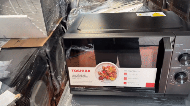 Lò vi sóng có nướng Toshiba 25 Lít. Mua bán Bếp, lò, đồ điện nhà bếp tại Quận 4 Tp Hồ Chí Minh được đăng bởi Điện Máy Giá Kho Miền Nam hình 1
