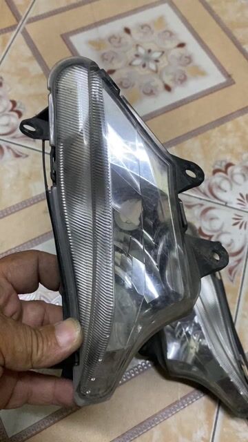 Đèn xi nhan Honda Future X . zin theo xe. Q6. Mua bán Phụ tùng xe tại Quận 6 Tp Hồ Chí Minh được đăng bởi DŨNG       hình 1