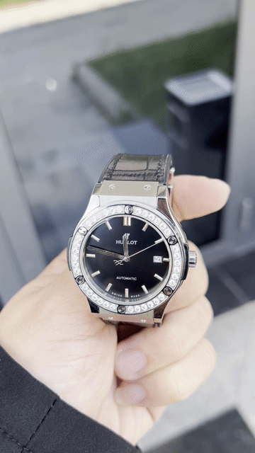 Đồng hồ thời trang Nam Nữ 99% size38mm. Mua bán Đồng hồ tại Quận 8 Tp Hồ Chí Minh được đăng bởi Khánh N hình 1