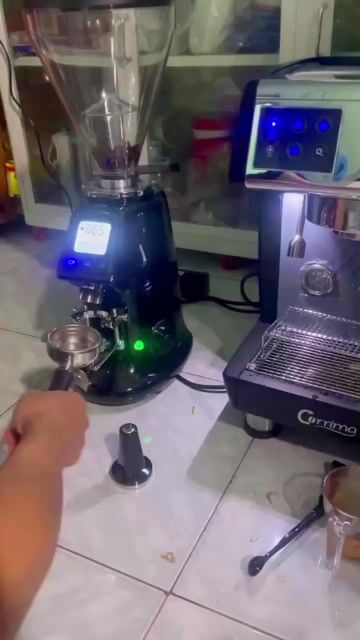 Máy pha cà phê Corrima 3200B Đen. Mua bán Bếp, lò, đồ điện nhà bếp tại Thị xã Bến Cát Bình Dương được đăng bởi Nguyễn Văn Hùng hình 1