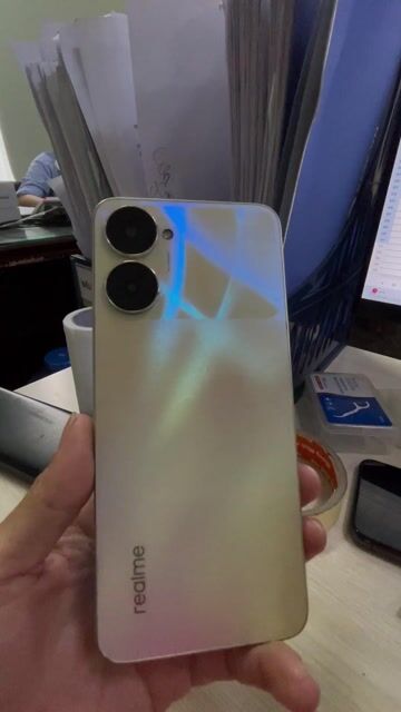 Realme V30 5G ram8/256GB  bao manh. Mua bán Điện thoại tại Quận Bình Tân Tp Hồ Chí Minh được đăng bởi Tantaimobile hình 1