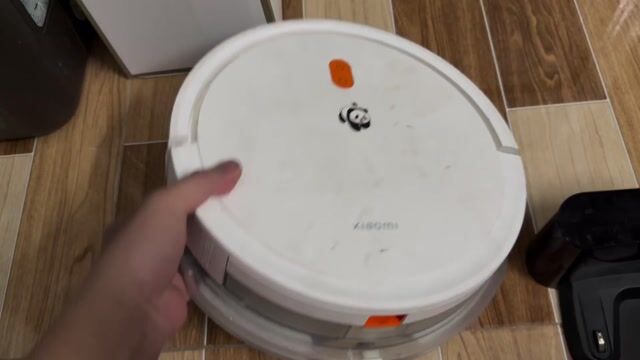 Robot hút bụi Xiaomi Vacuum E5 Trắng. Mua bán Nội thất, đồ gia dụng khác tại Quận 7 Tp Hồ Chí Minh được đăng bởi Tung Le Dac hình 1