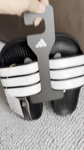 Dép Adidas Unisex Đen sọc trắng 38-39 Mới. Mua bán Giày dép tại Quận Bình Thạnh Tp Hồ Chí Minh được đăng bởi Maya hình 1