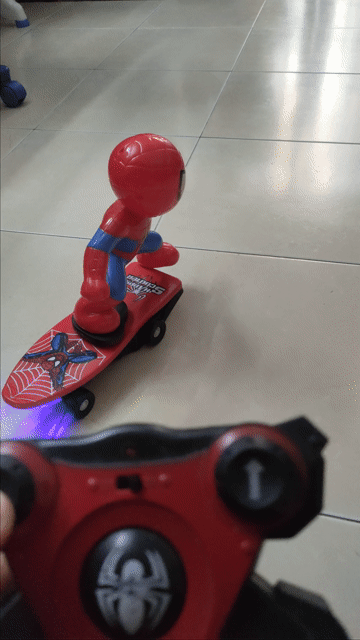Xe điều khiển từ xa vui nhộn. Mua bán Mẹ và bé tại Quận 10 Tp Hồ Chí Minh được đăng bởi Vương Kiệt hình 1