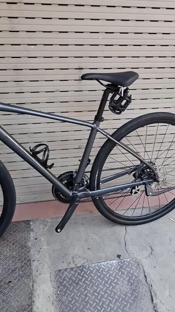 Xe đạp thể thao Giant Escape 1D Nhôm. Mua bán Xe đạp tại Quận Hoàng Mai Hà Nội được đăng bởi Trong Vu hình 1