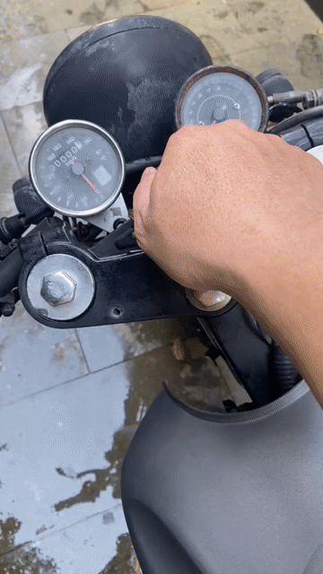 Honda CBR 2 máy màu Xám. Mua bán Xe máy tại Thành phố Pleiku Gia Lai được đăng bởi Nguyet hình 1