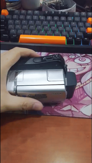 Máy quay phim Sony DCR-SR46 Bạc cũ. Mua bán Máy ảnh, Máy quay tại Quận Nam Từ Liêm Hà Nội được đăng bởi Chu Đoàn Trung hình 1