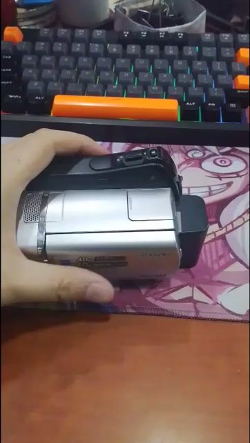 Máy quay phim Sony DCR-SR46 Bạc cũ. Mua bán Máy ảnh, Máy quay tại Quận Nam Từ Liêm Hà Nội được đăng bởi Chu Đoàn Trung hình 1