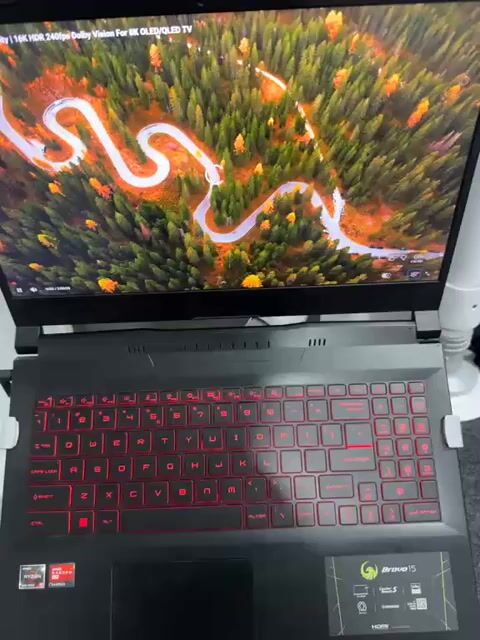 MSI Bravo 15 AMD Ryzen 5 Đen. Mua bán Laptop tại Thành phố Dĩ An Bình Dương được đăng bởi Đạt hình 1
