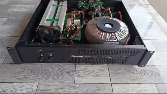 Cục đẩy MU D88 800W/kênh Zin đẹp. Mua bán Tivi, Âm thanh tại Thị xã Duyên Hải Trà Vinh được đăng bởi CHUYÊN MUA BÁN THANH LÝ ÂM THANH THU MUA TIVI CỦ XÁC TIVI ĐỜI CAO hình 1