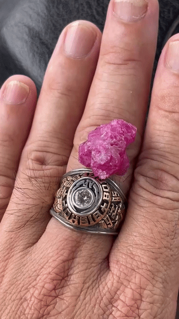 tinh thể ruby lục yên. Mua bán Đồ sưu tầm, đồ cổ tại Thị xã Từ Sơn Bắc Ninh được đăng bởi loa bluetooth Tiến Trang hình 1