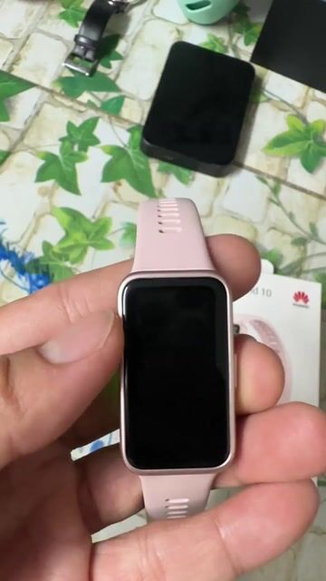 vòng đeo tay thông minh Huawei Band 10. Mua bán Thiết bị đeo thông minh tại Quận Bình Thuỷ Cần Thơ được đăng bởi Thầy Tiến 2hand hình 1