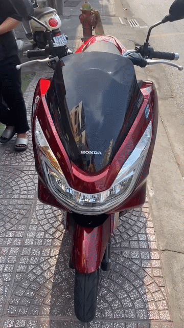 Honda PCX 125cc 2015 bs 59b1-33457. Mua bán Xe máy tại Quận Phú Nhuận Tp Hồ Chí Minh được đăng bởi Thanh Hùng xebachin  hình 1