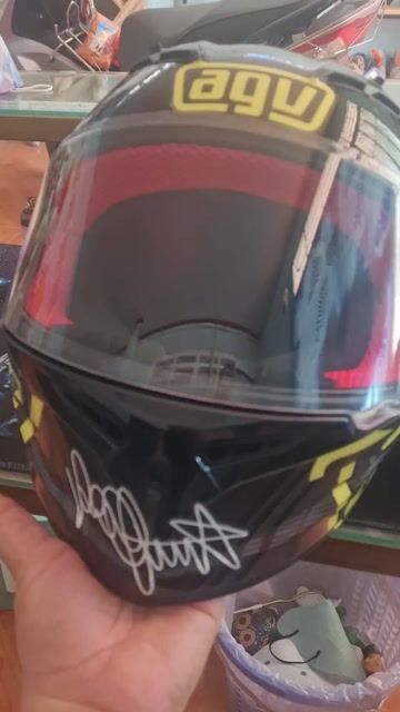 Cặp nón bảo hiểm. Mua bán Phụ tùng xe tại Thành phố Cao Lãnh Đồng Tháp được đăng bởi Gấu Béo hình 1