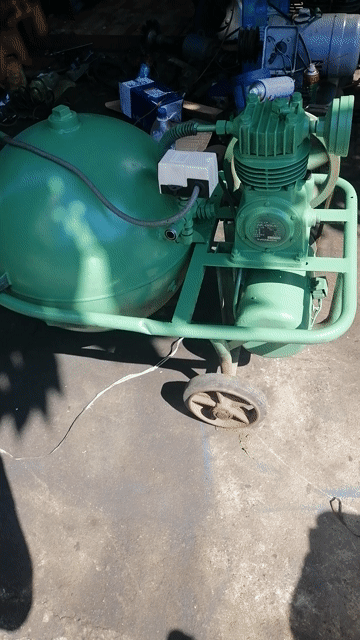 Máy nén khí AK-08U6 1hp 65 lít. Mua bán Đồ chuyên dụng, Giống nuôi trồng tại Thành phố Quảng Ngãi Quảng Ngãi được đăng bởi Mỹ Trinh hình 1