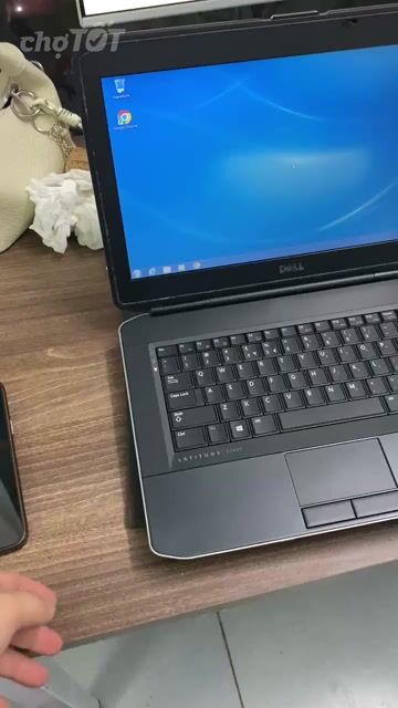 Dell Latitude E5430 i3 Đen Like New. Mua bán Laptop tại Quận Cầu Giấy Hà Nội được đăng bởi Huong Huong hình 1